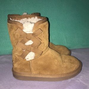 Girl’s Ugg Koolaburra